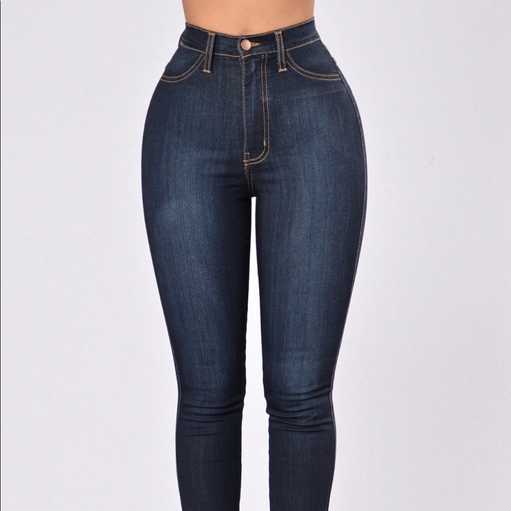 Fashion Nova Classic Highwaist Skinny Jeans - Picture 2 of 3